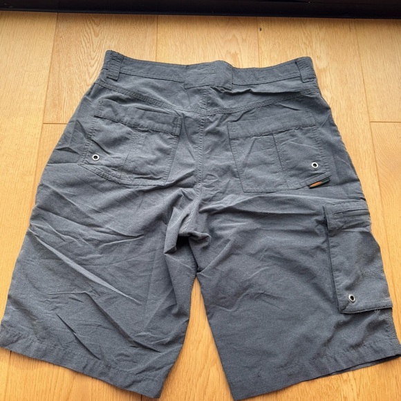CHLOROPHYLLE VINTAGE GREY SHORT WITH CARGO POCKET - 32 - Picture 8 of 10